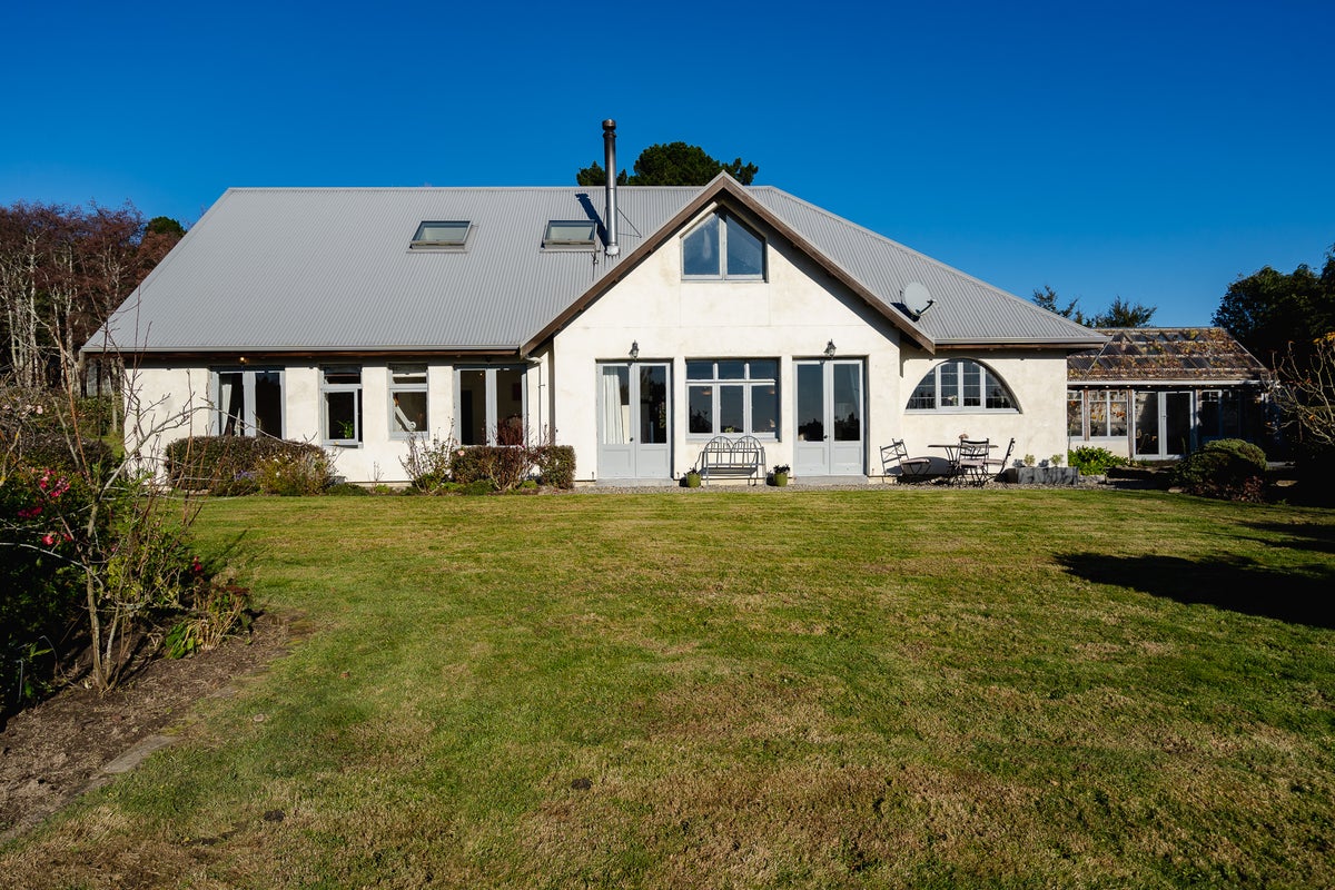 811 Mount Cargill Road, Mount Cargill, Waitati - Carousel 2