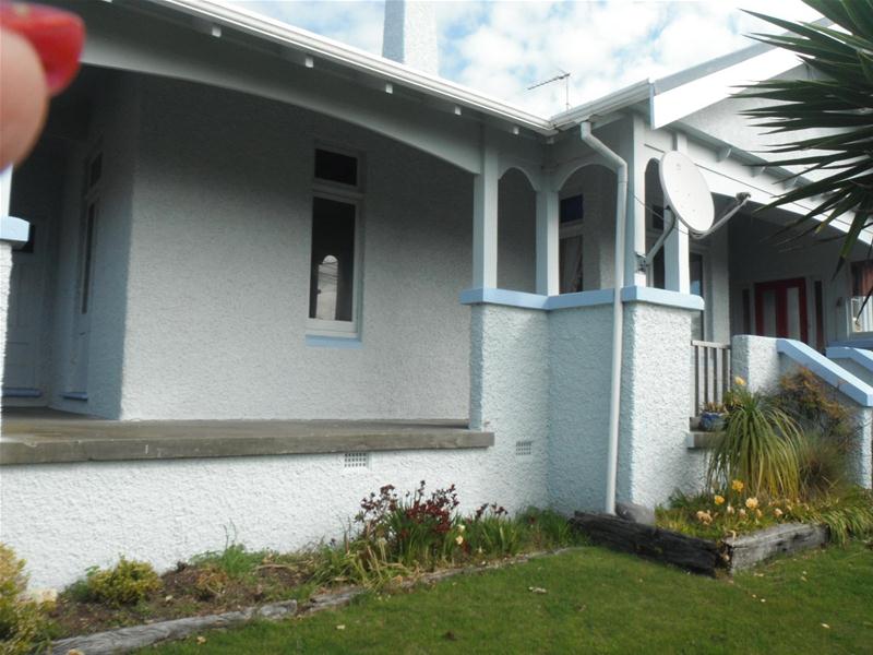 17 Birdwood Avenue, Moturoa, New Plymouth - Carousel 1