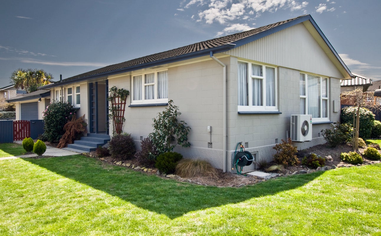 1 Benmore Street, Glenwood, Timaru - Carousel 1