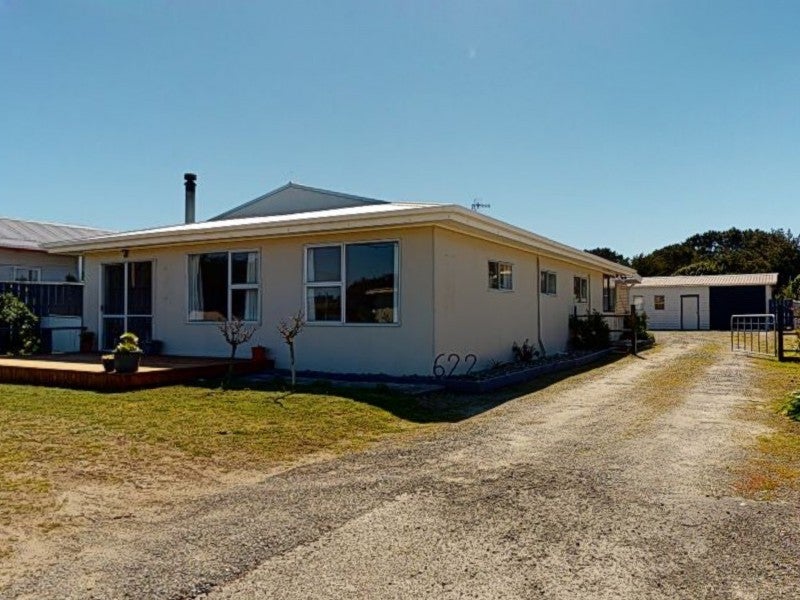 622 Waitarere Beach Road, Waitarere Beach, Levin - Carousel 1