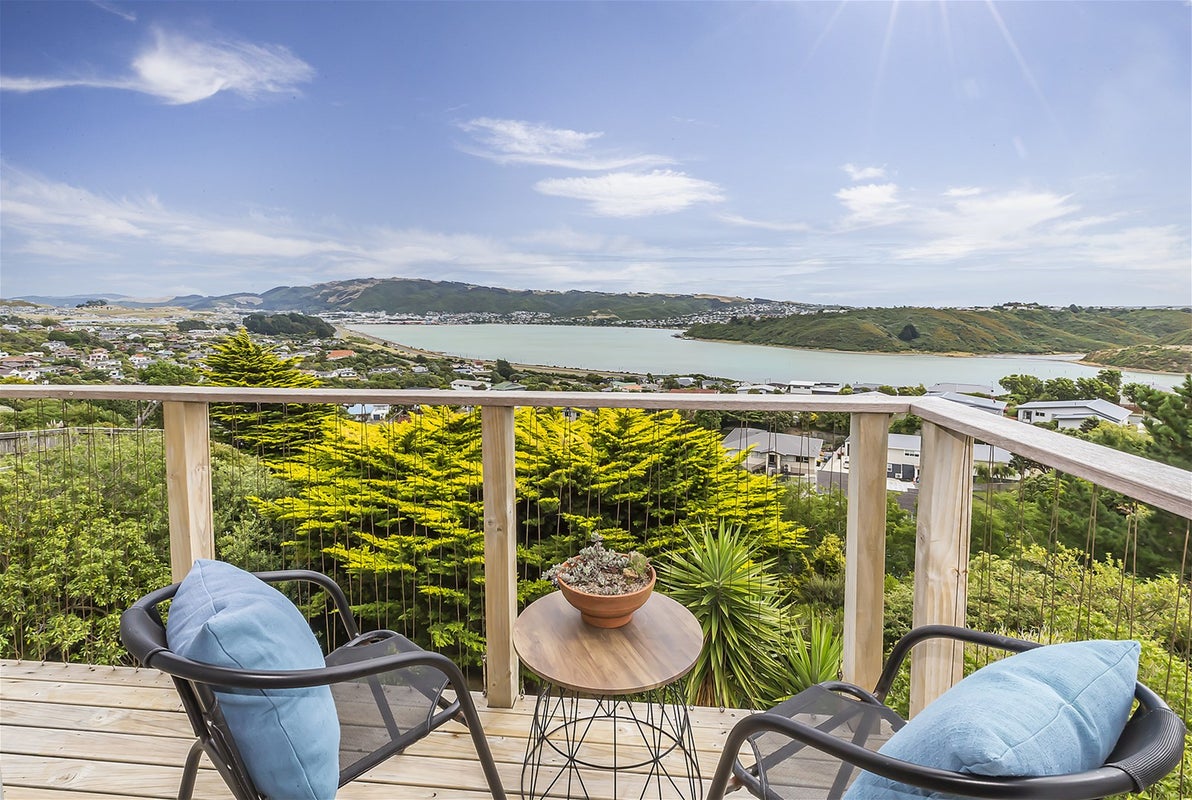 42 Eskdale Road, Papakowhai, Porirua - Carousel 1