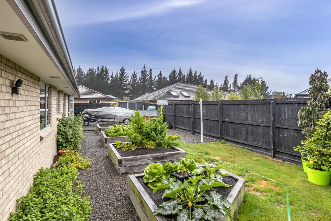 16 Kohunga Crescent, Bottle Lake, Christchurch - Carousel 13