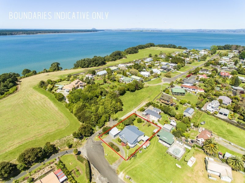 6 STANLEY STREET, Tahawai, Kauri Point - Carousel 1
