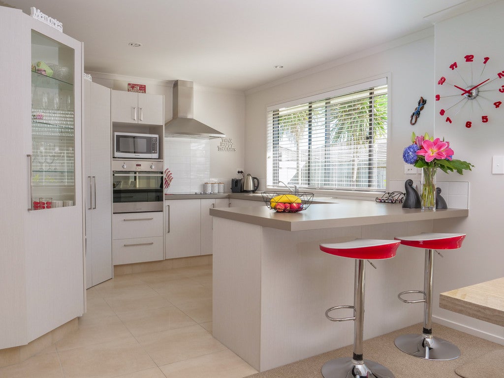 7 Whaley Avenue, Papamoa Beach, Papamoa - Carousel 2