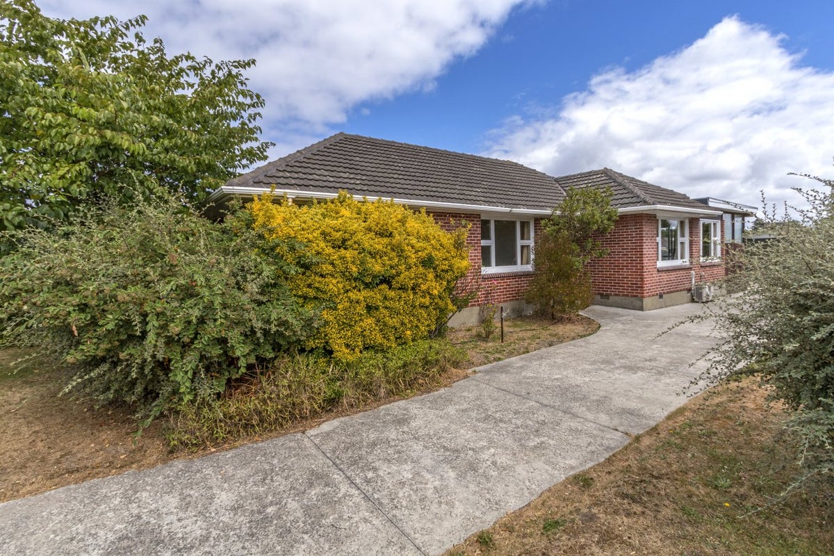 91 Hampshire Street, Aranui, Christchurch - Carousel 1