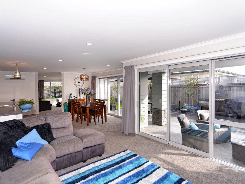 28 Wanderers Avenue, Brightwater - Carousel 2