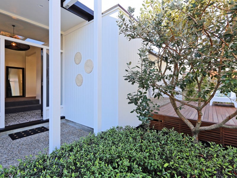 20 Busby Hill, Havelock North, Havelock North - Carousel 2