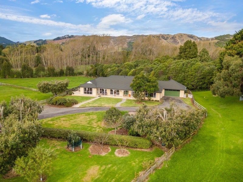 48 Greendale Drive, Otaihanga, Paraparaumu - Carousel 1