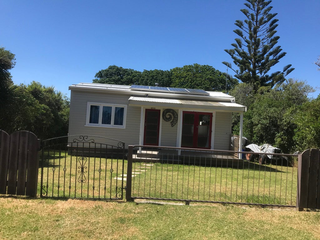 23 Woody Bay Road, Rakino Island, Auckland - Carousel 1