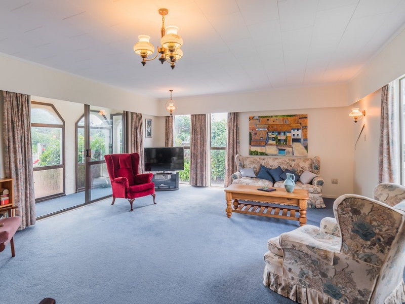 194 Tutere Street, Waikanae Beach, Waikanae - Carousel 2