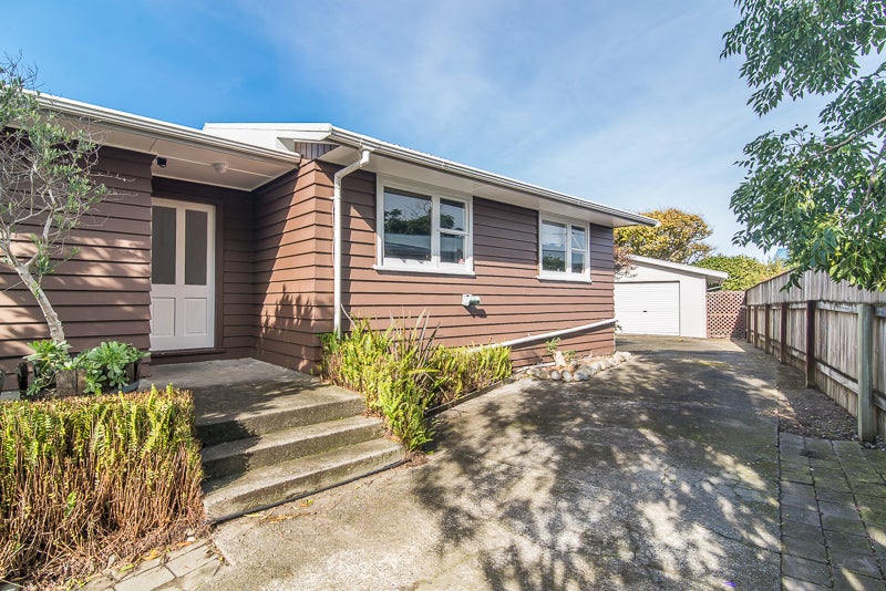 9 Callender Terrace, Paraparaumu Beach, Paraparaumu - Carousel 1