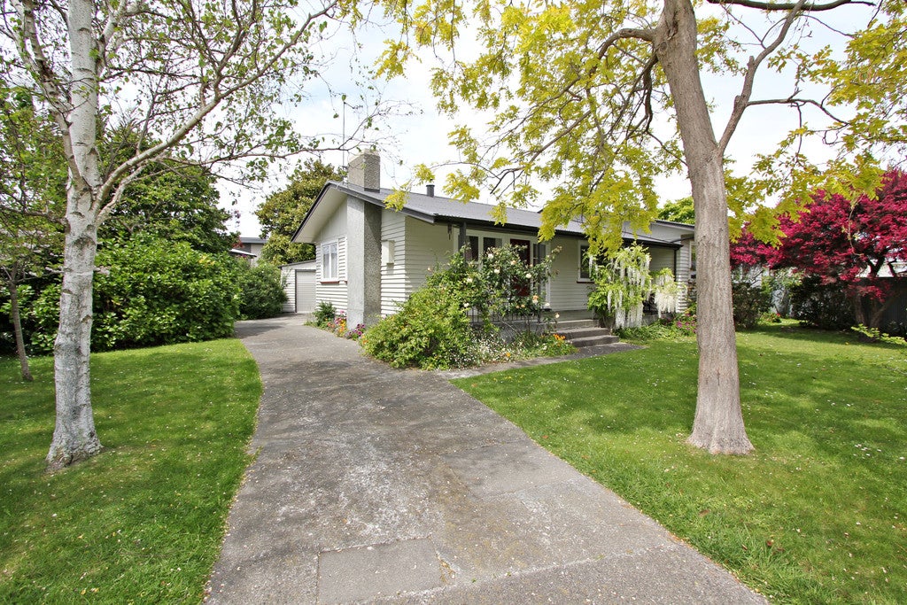 43 Merton Crescent, Pirimai, Napier - Carousel 2