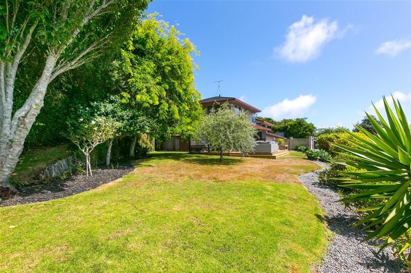 23D Veale Road, Frankleigh Park, New Plymouth - Carousel 2