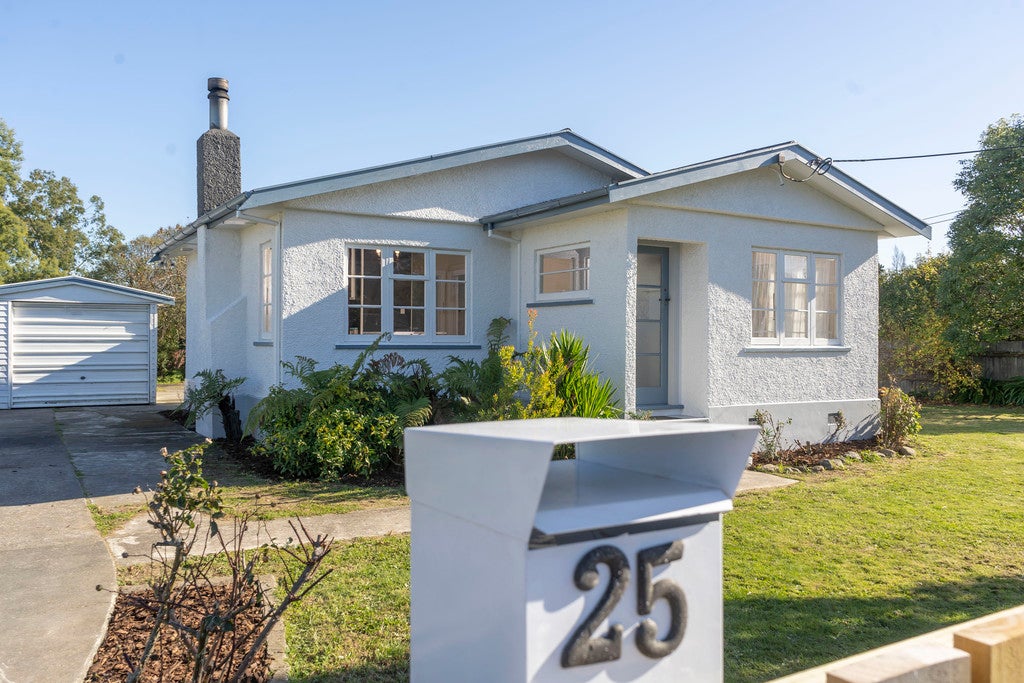 25 Oxford Street, Lansdowne, Masterton - Carousel 2
