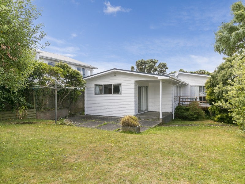 23 Akaroa Drive, Maupuia, Wellington - Carousel 2