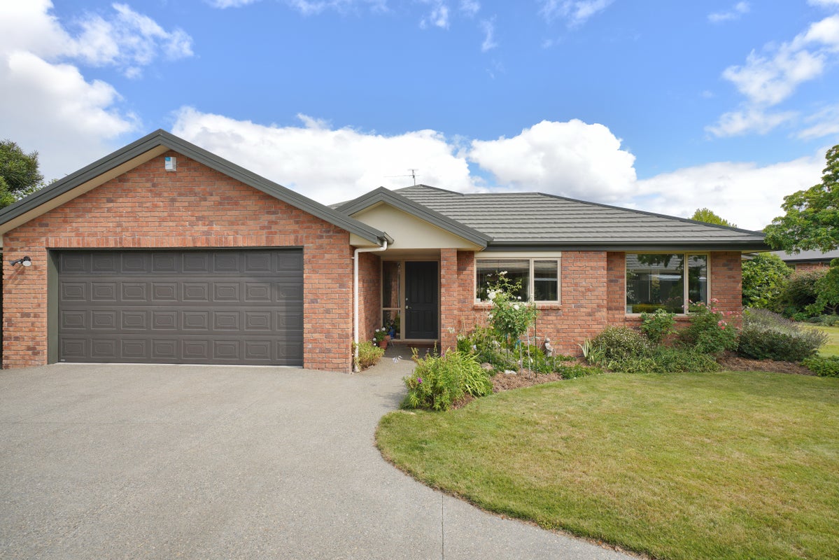 35 Riverwood Boulevard, Redwood, Christchurch - Carousel 2