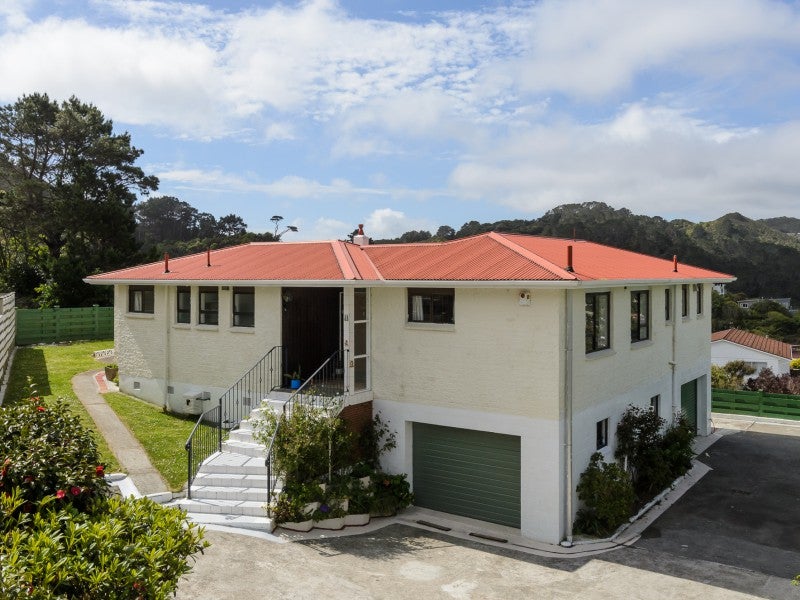 82 Thurleigh Grove, Karori, Wellington - Carousel 1