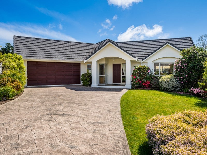 3 Mariners Way, Whitby, Porirua - Carousel 2