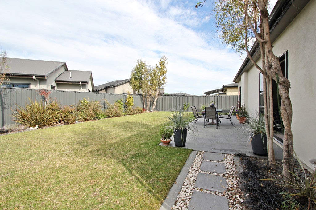 19 Pacific Avenue, Poraiti, Napier - Carousel 15