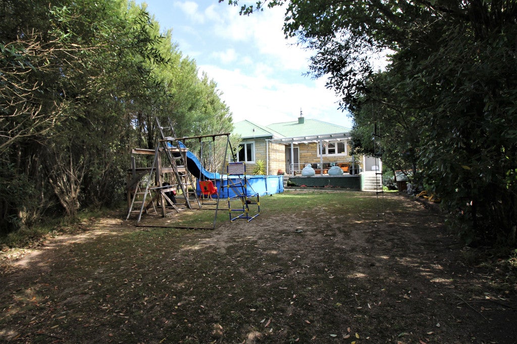 76 Arawhata Street, Ranui, Porirua - Carousel 2