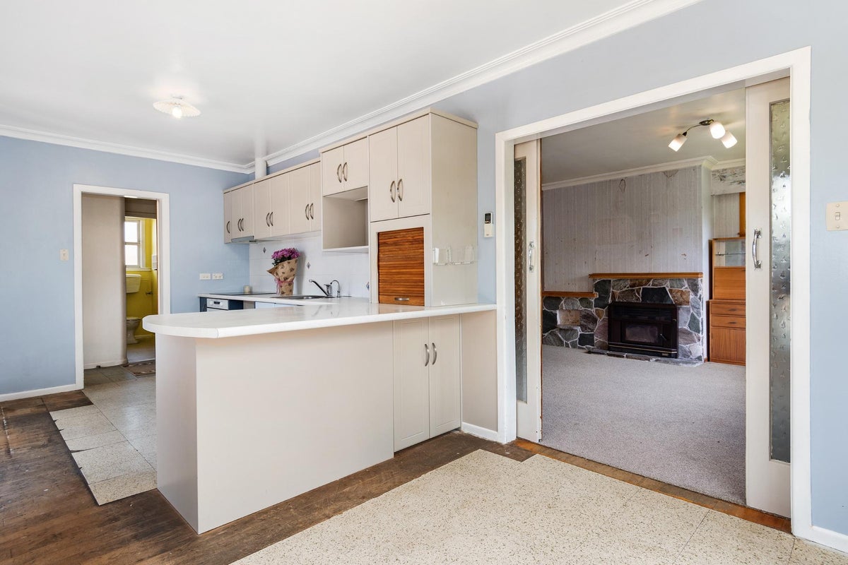 7 Wayne Place, Judea, Tauranga - Carousel 2