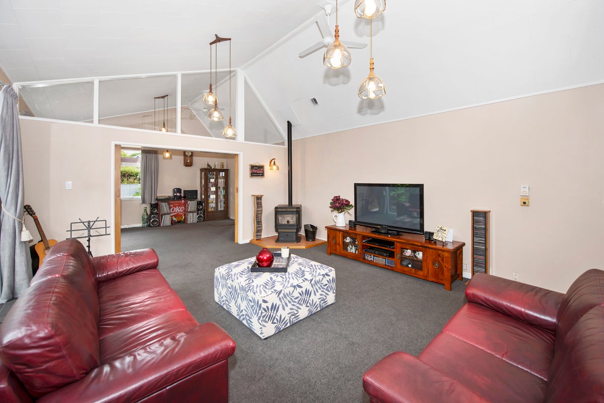 34 Munro Street, Redwood, Christchurch - Carousel 2