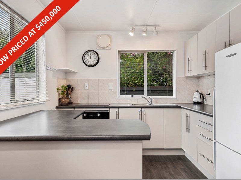 15 Gladstone Grove, Richmond Heights, Taupo - Carousel 11