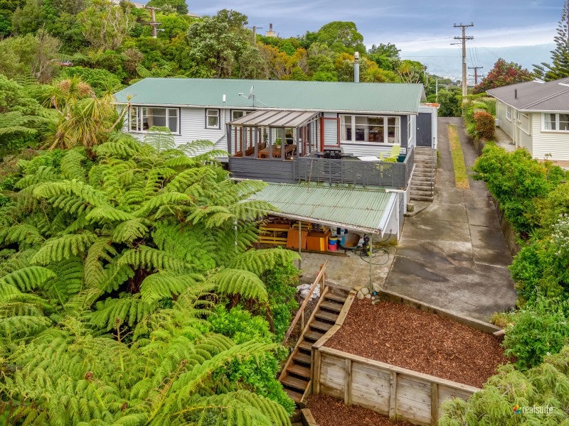 58 Pokohiwi Road, Normandale, Lower Hutt - Carousel 1
