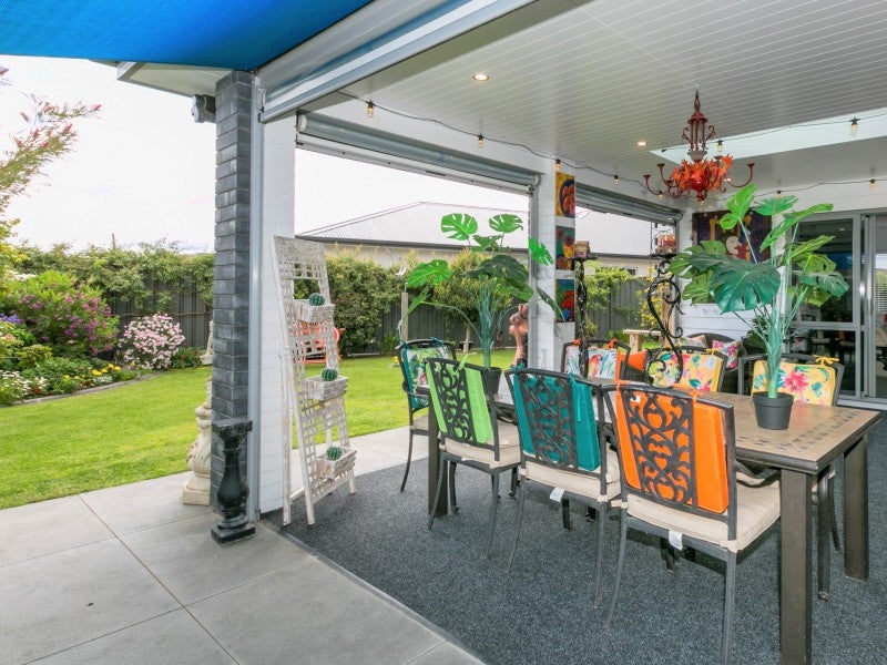 8 Ohau Place, Poraiti, Napier - Carousel 18