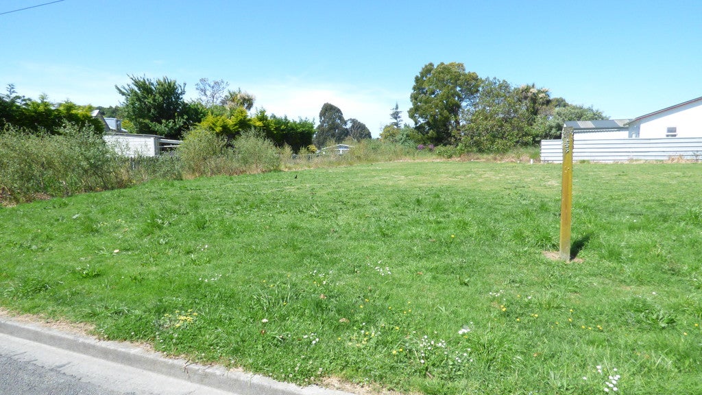 13 Kemp Street, Putiki, Whanganui - Carousel 1