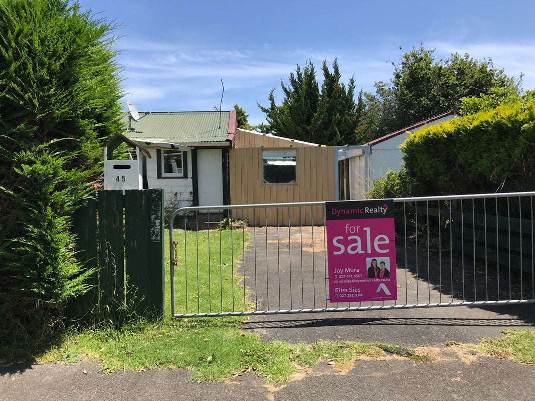 45 Hutchins Street, Waitara, Waitara - Carousel 19