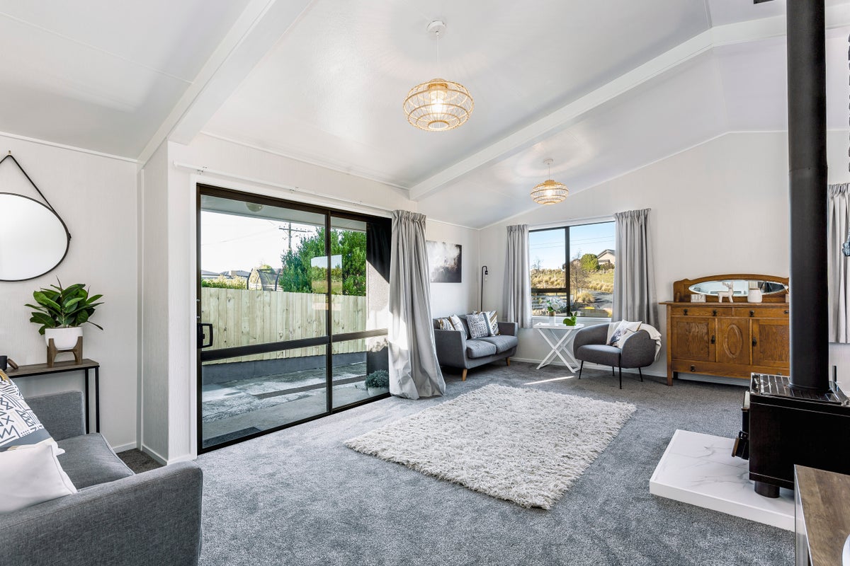 15 Blackhead Road, Concord, Dunedin - Carousel 2