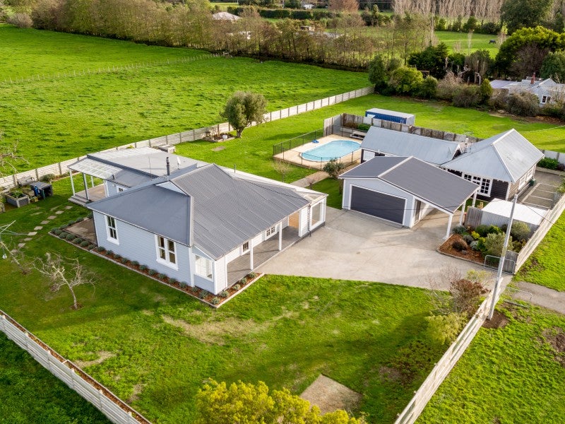 126 Longwood East Road, South Featherston, Featherston - Carousel 1
