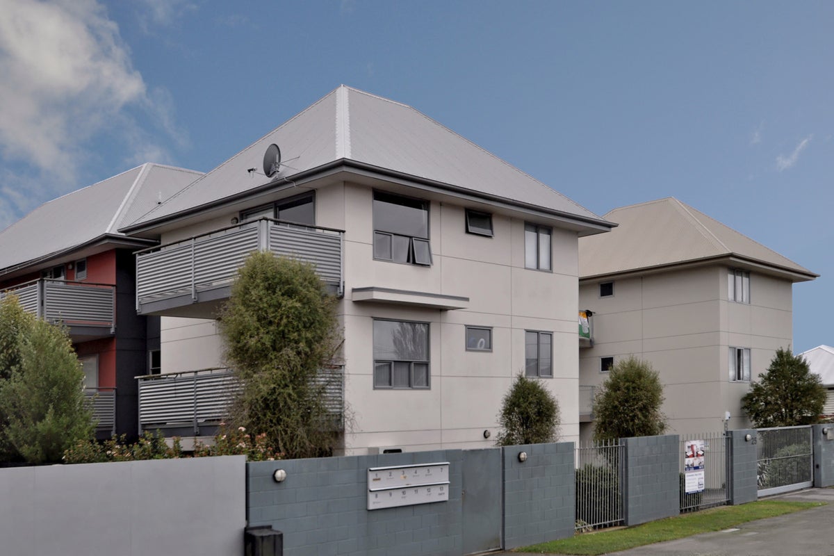 10/25 Hastings Street West, Sydenham, Christchurch - Carousel 1