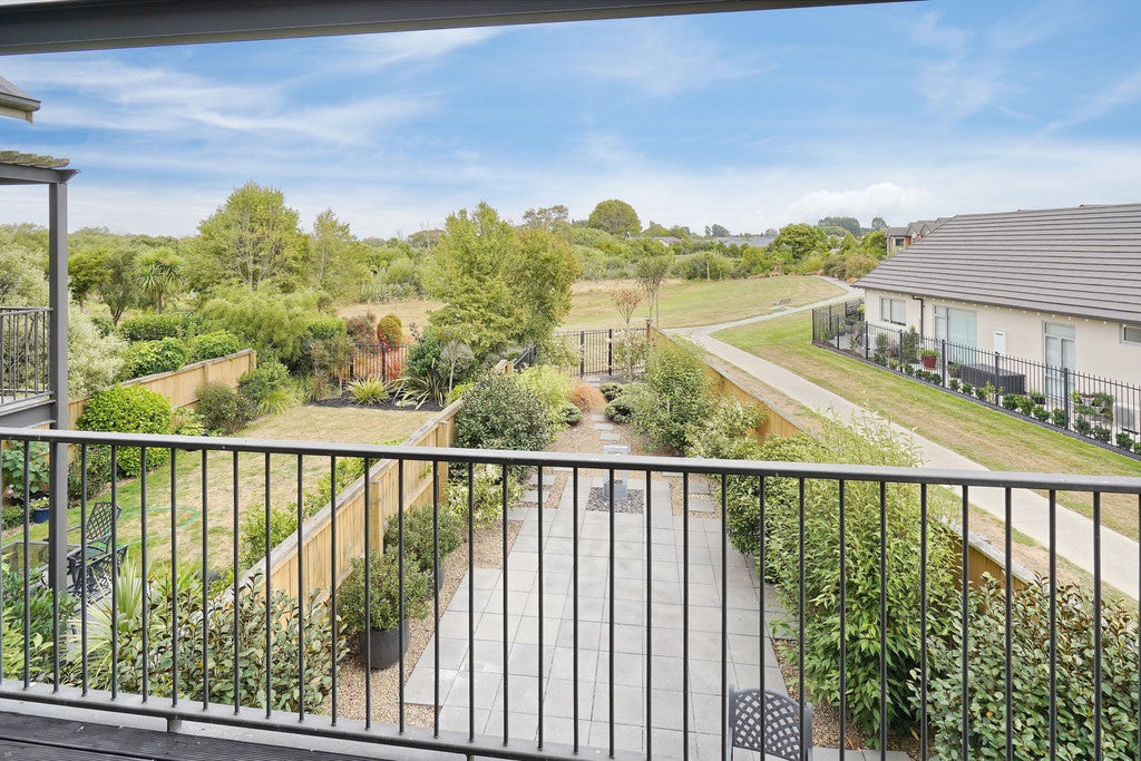 12 Saracen Avenue, Northwood, Christchurch - Carousel 1