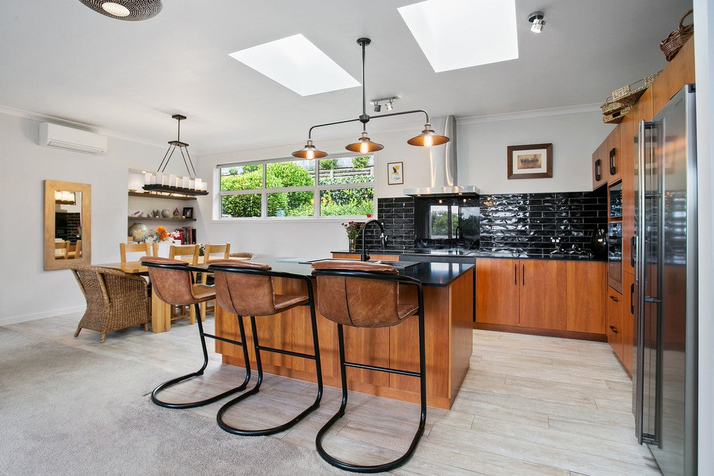 9B Bronte Place, Leamington, Cambridge - Carousel 2