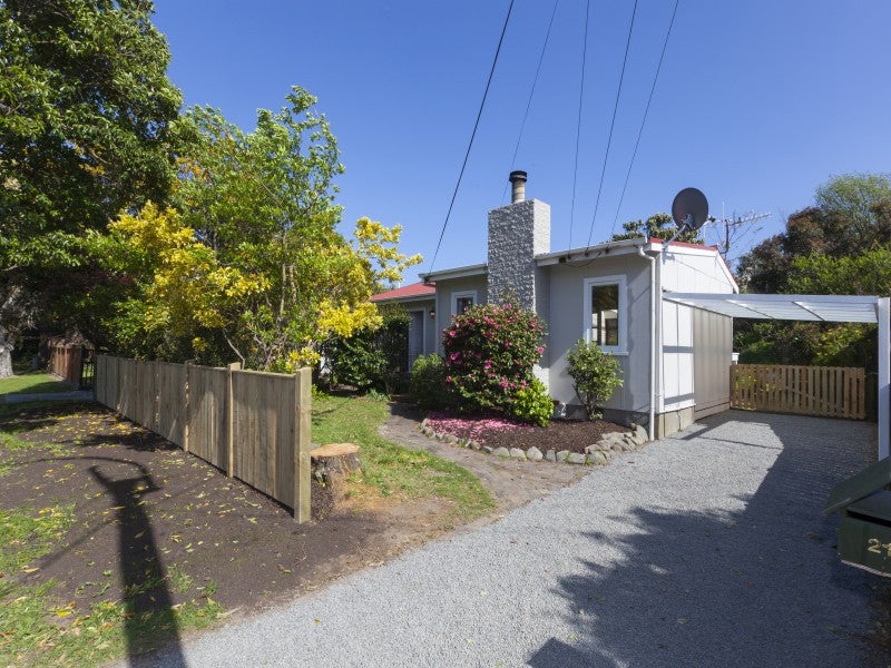 213 Matai Road, Raumati Beach, Paraparaumu - Carousel 1