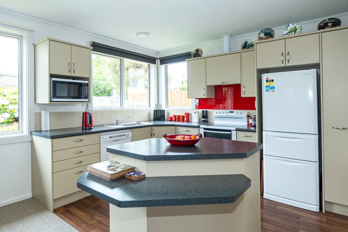 80 Orbell Street, Highfield, Timaru - Carousel 2