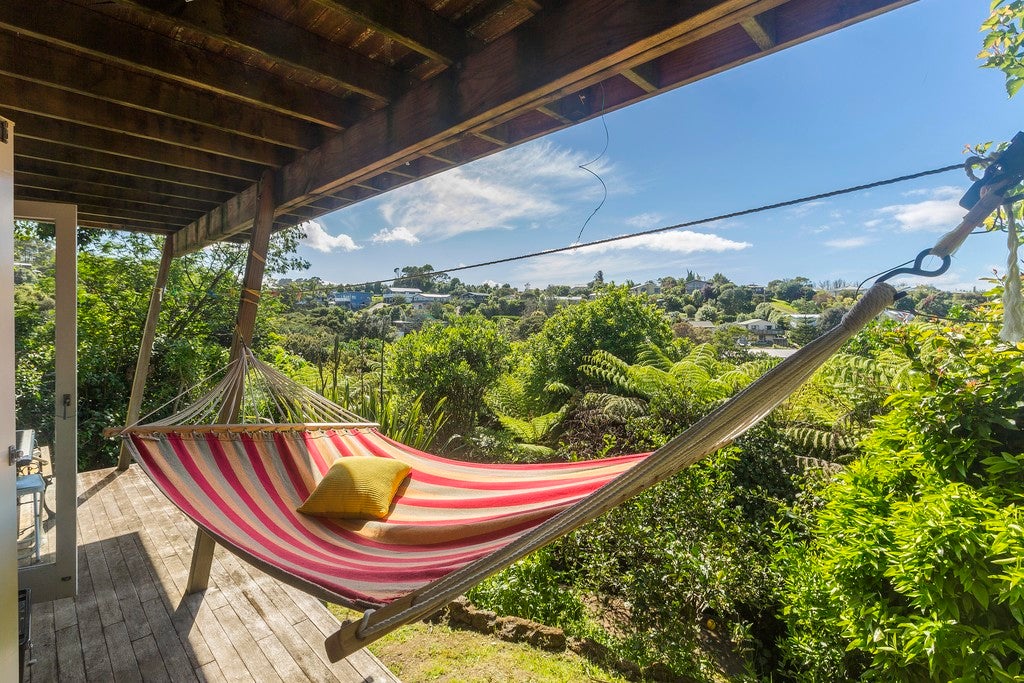 24 Wellington Road, Surfdale, Waiheke Island - Carousel 1