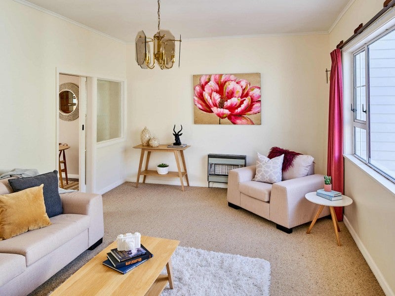 18 Wyndrum Avenue, Waterloo, Lower Hutt - Carousel 2