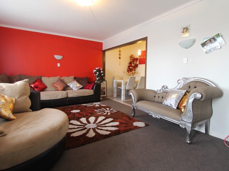 1A Warwick Avenue, Papatoetoe, Auckland - Carousel 1