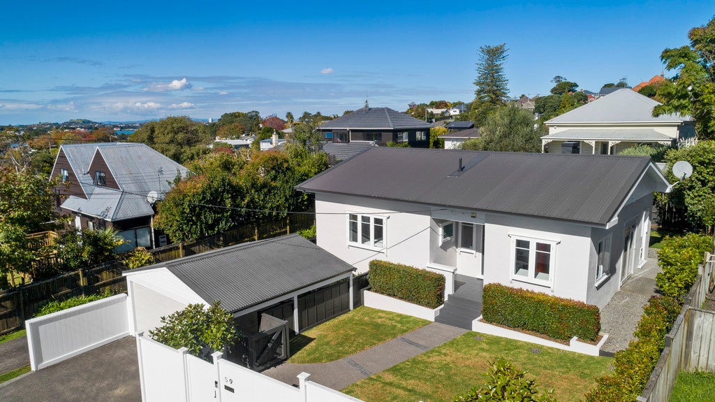 1/59 Gladstone Road, Northcote, Auckland - Carousel 1