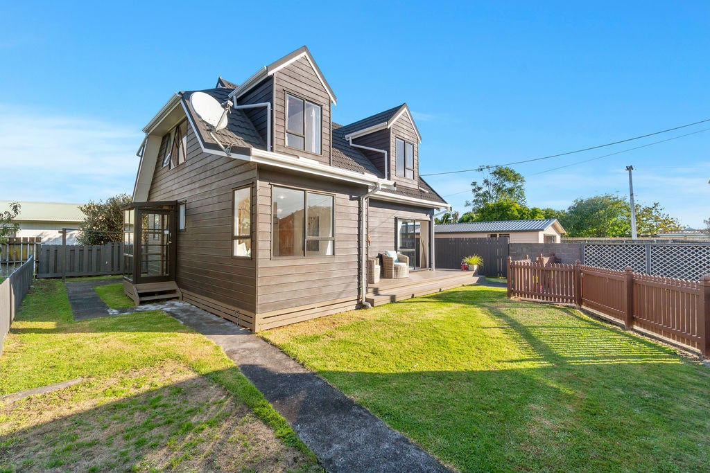 1/16 Taikata Road, Te Atatu Peninsula, Auckland - Carousel 15