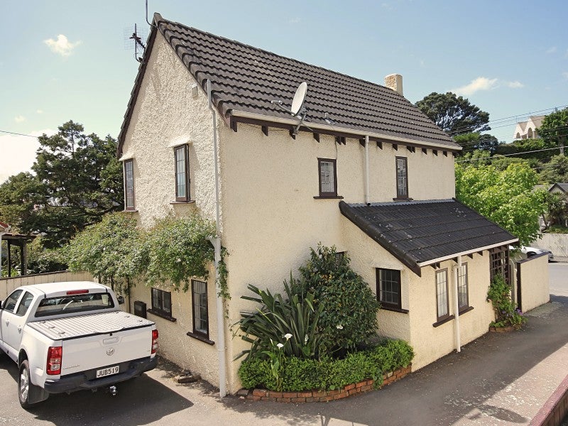 242A Tinakori Road, Thorndon, Wellington - Carousel 2