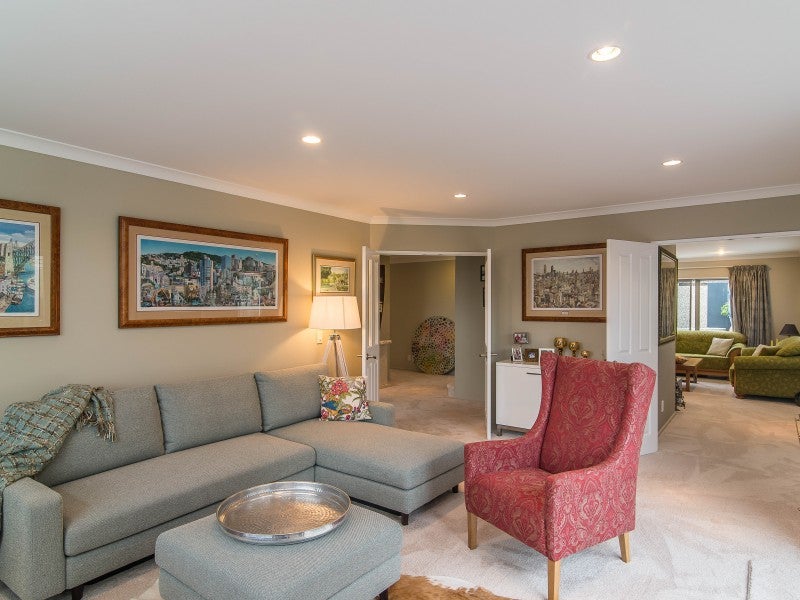 14 Sandybrow, Churton Park, Wellington - Carousel 2