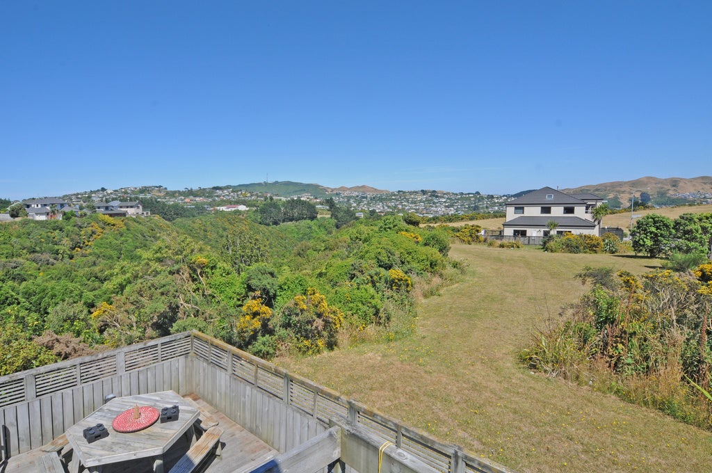 15 White Pine Avenue, Woodridge, Wellington - Carousel 20