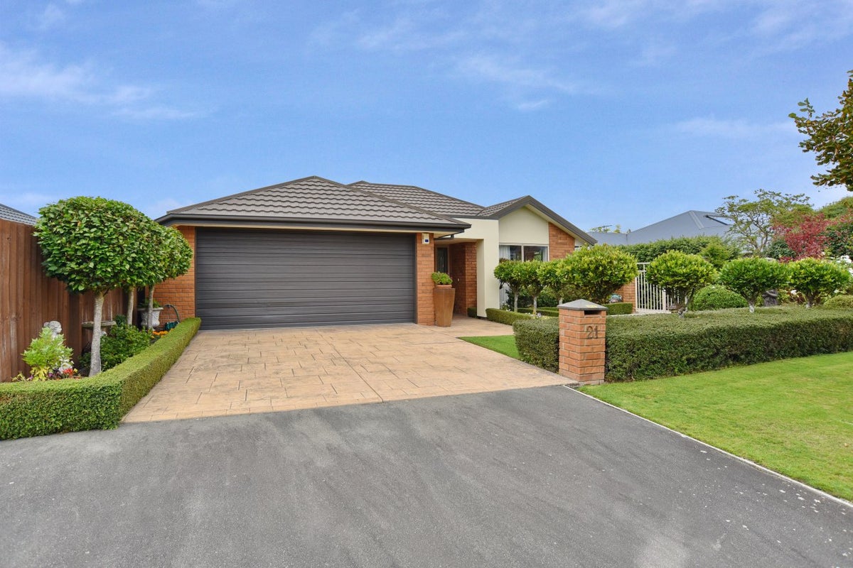 21 Providence Place, Redwood, Christchurch - Carousel 2