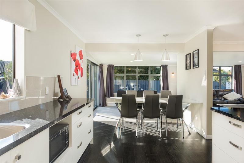 19 Lane Street, Islington, Blenheim - Carousel 2