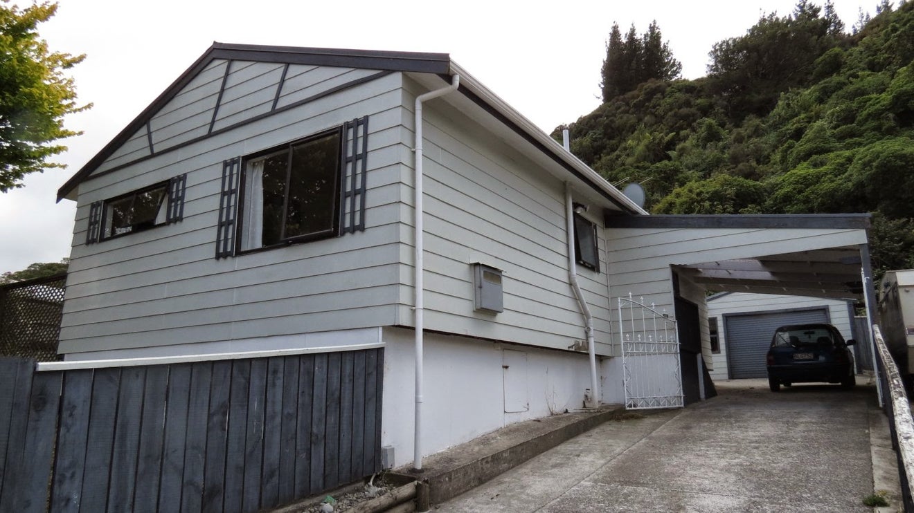 79 Gillespies Road, Birchville, Upper Hutt - Carousel 2