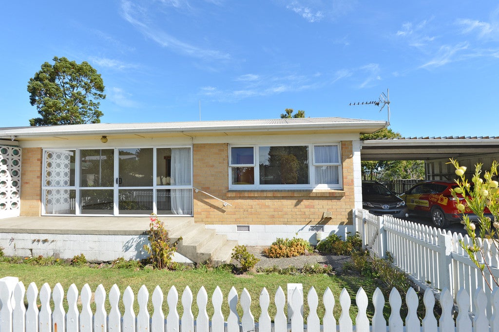 38 Nixon Street, Kensington, Whangarei - Carousel 1